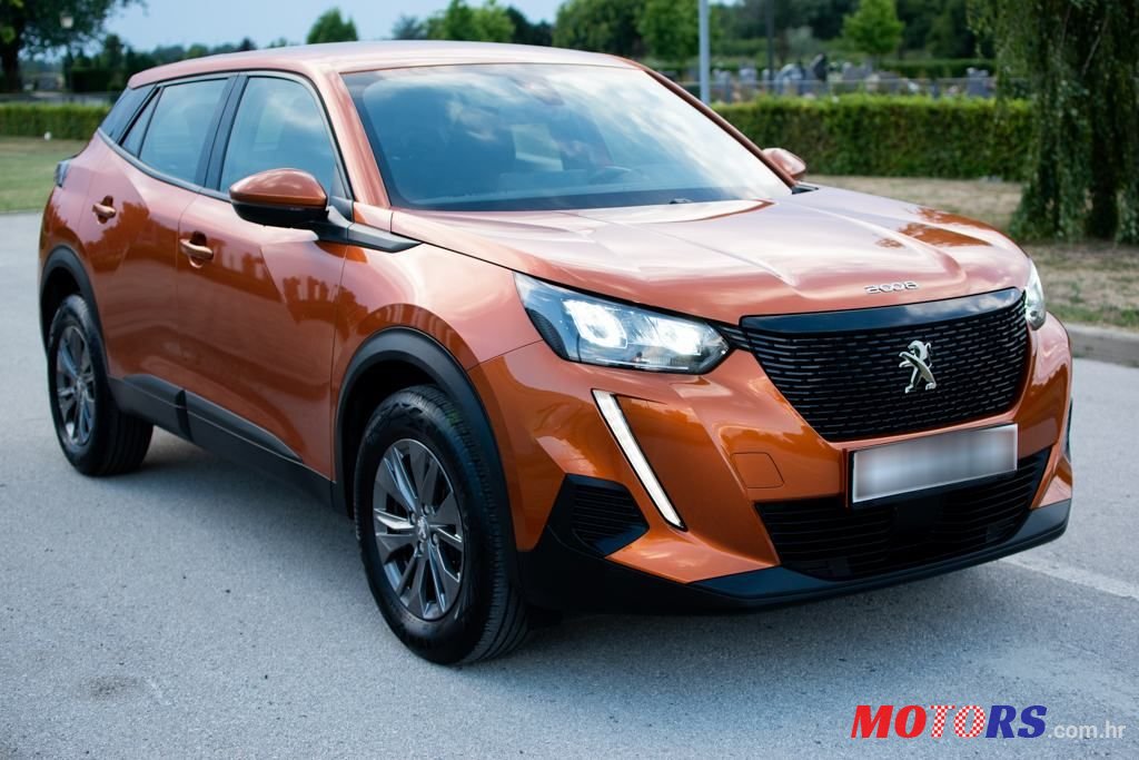 2020' Peugeot 2008 1,2 Puretech photo #1