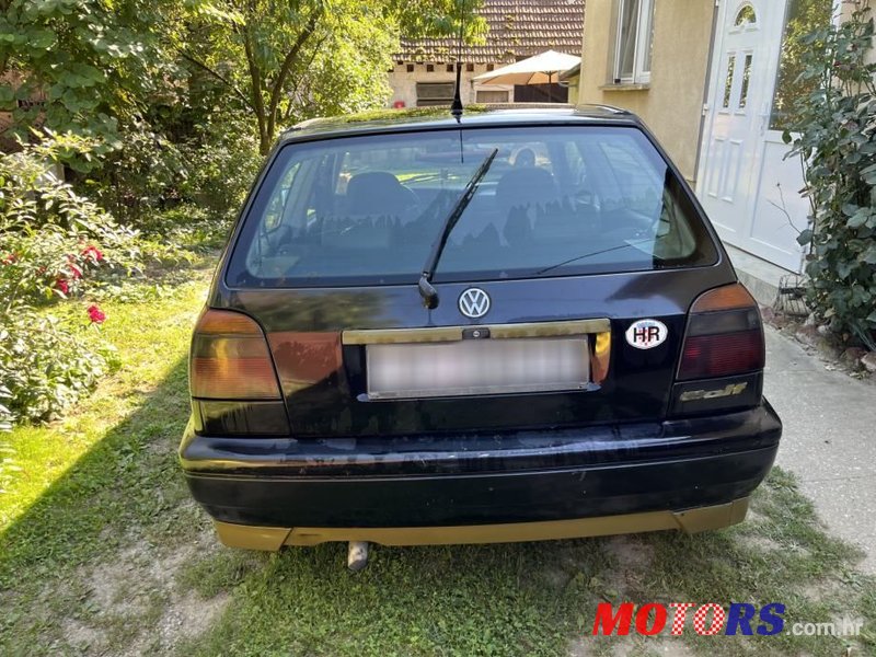 1996' Volkswagen Golf 3 1.9 Sdi photo #3