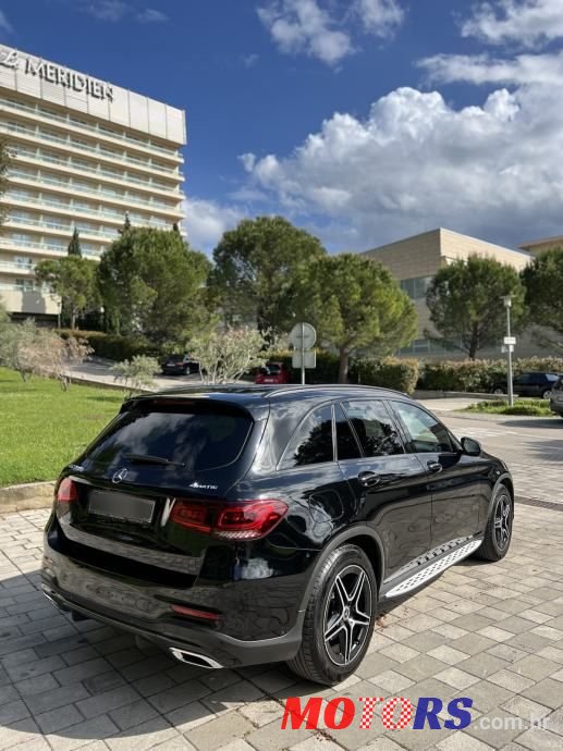 2020' Mercedes-Benz GLC 220 D 4Matic photo #5