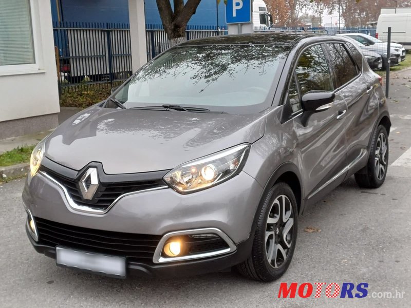 2016' Renault Captur Tce 120 Edc photo #2