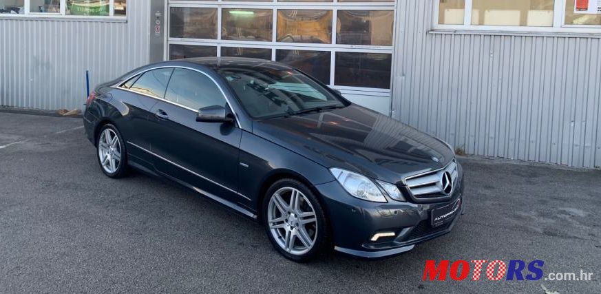 2010' Mercedes-Benz E-Klasa Coupe 350 Cdi photo #1