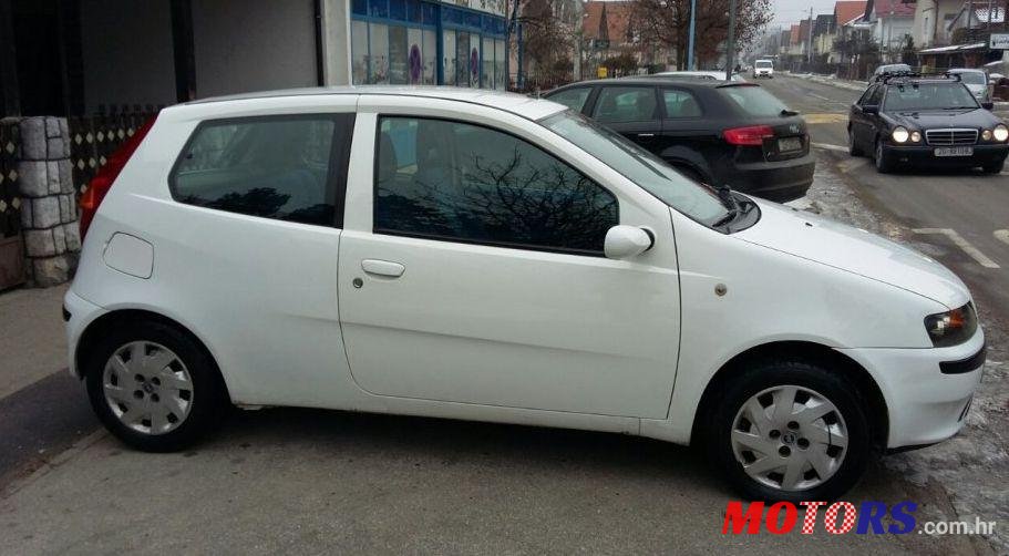 2002' Fiat Punto 1,2 photo #2