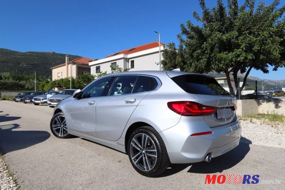 2020' BMW Serija 1 116D photo #3