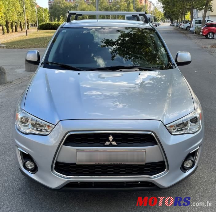 2014' Mitsubishi ASX photo #2