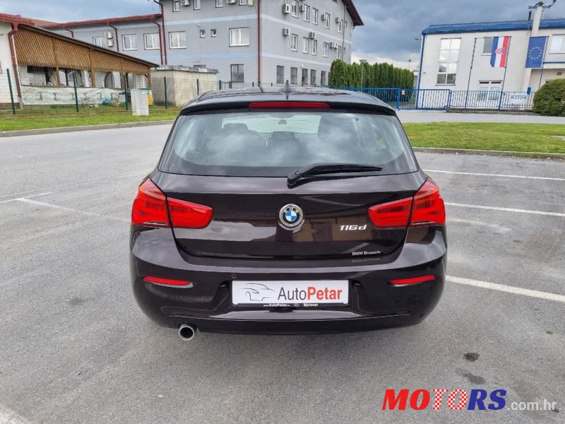 2015' BMW Serija 1 116D photo #4