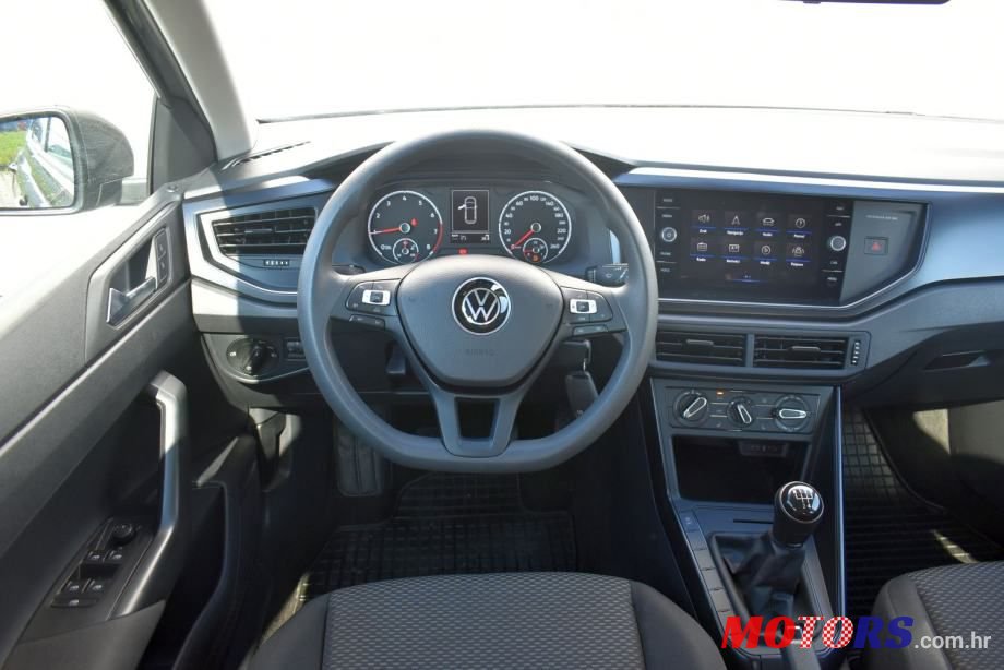 2021' Volkswagen Polo 1,0 photo #3