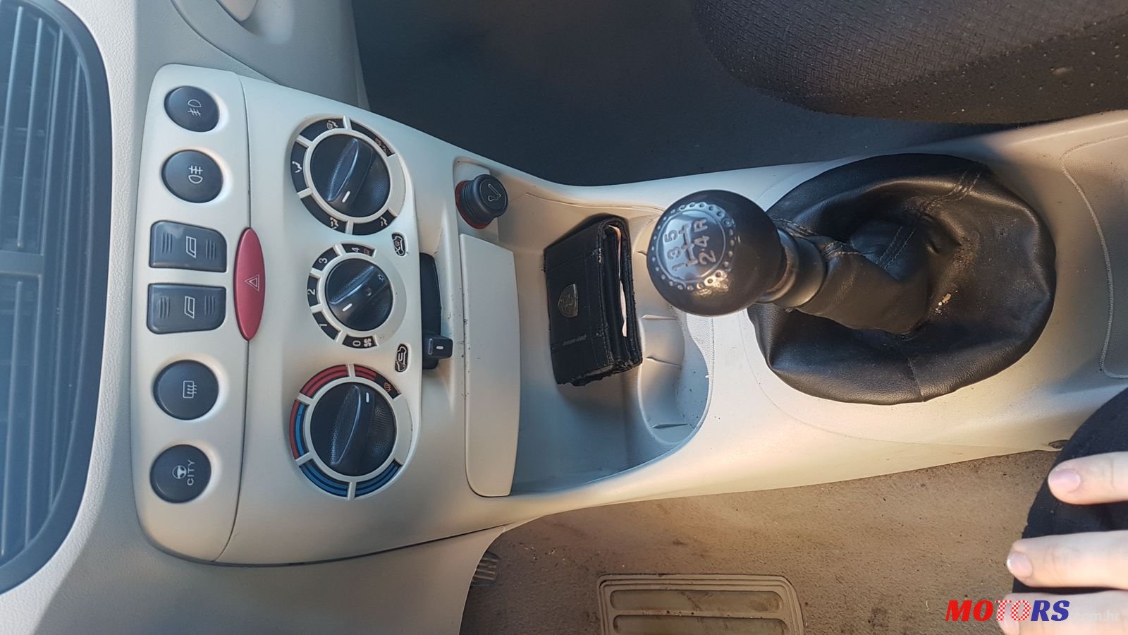 2004' Fiat Punto photo #5