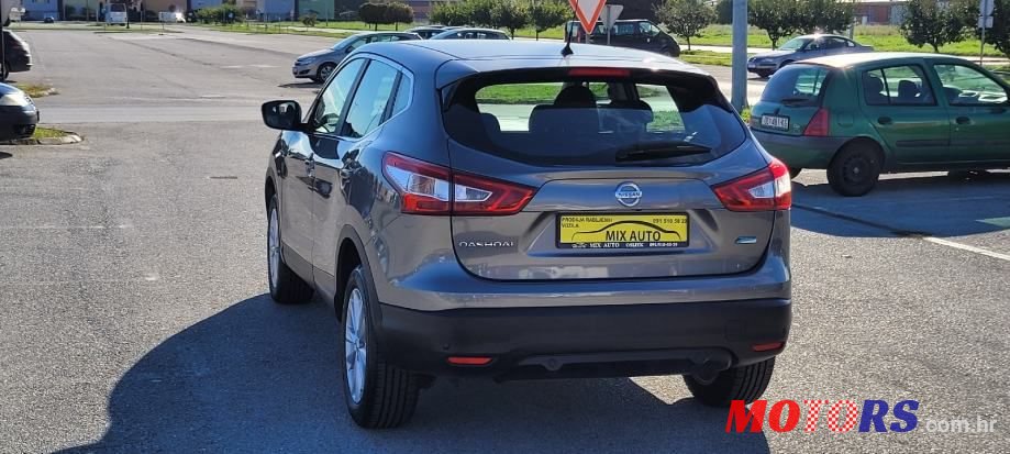2016' Nissan Qashqai 1,5 Dci photo #2