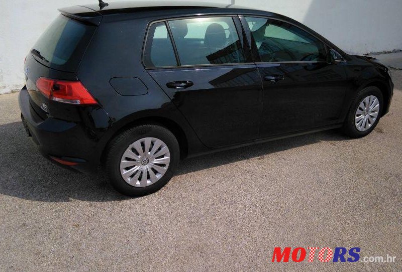 2014' Volkswagen Golf VII 1,6 Tdi Bmt photo #1