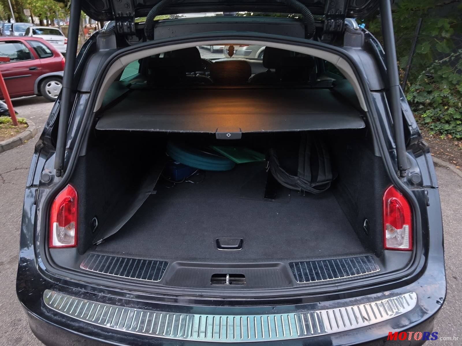 2012' Opel Insignia Karavan photo #6
