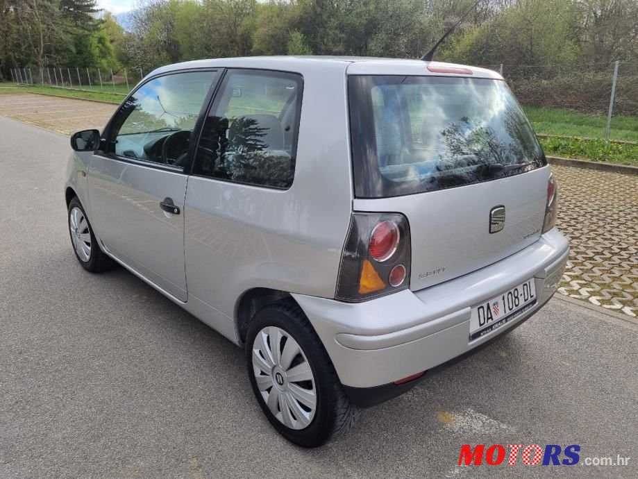 2002' SEAT Arosa 1,0 photo #3