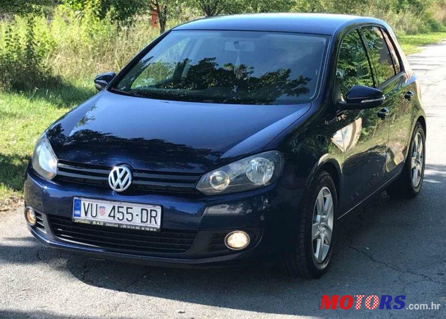 2011' Volkswagen Golf VI 1,6 Tdi photo #2