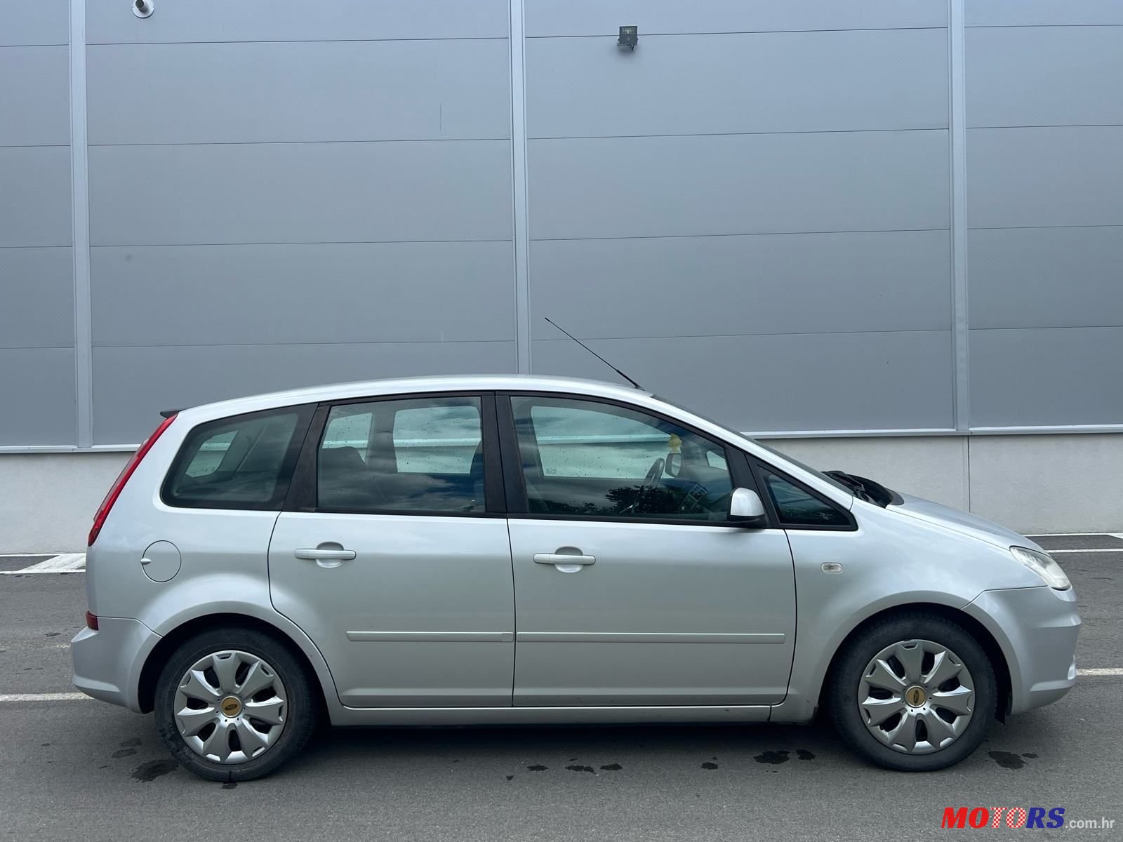 2010' Ford C-MAX 1.6 Tdci photo #4