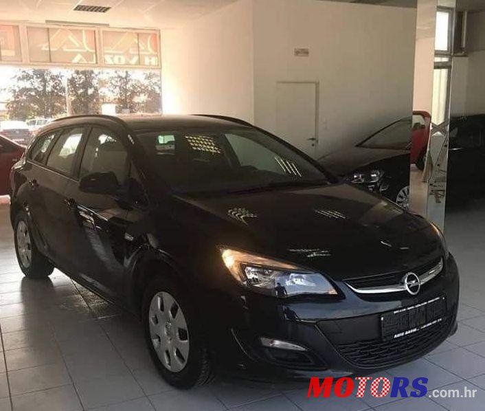 2015' Opel Astra Karavan photo #1