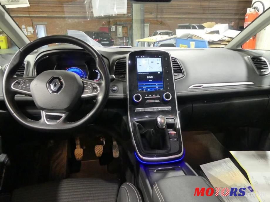 2017' Renault Scenic Dci 110 photo #2