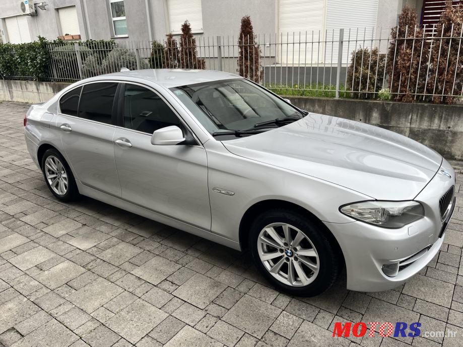 2011' BMW Serija 5 520D photo #4
