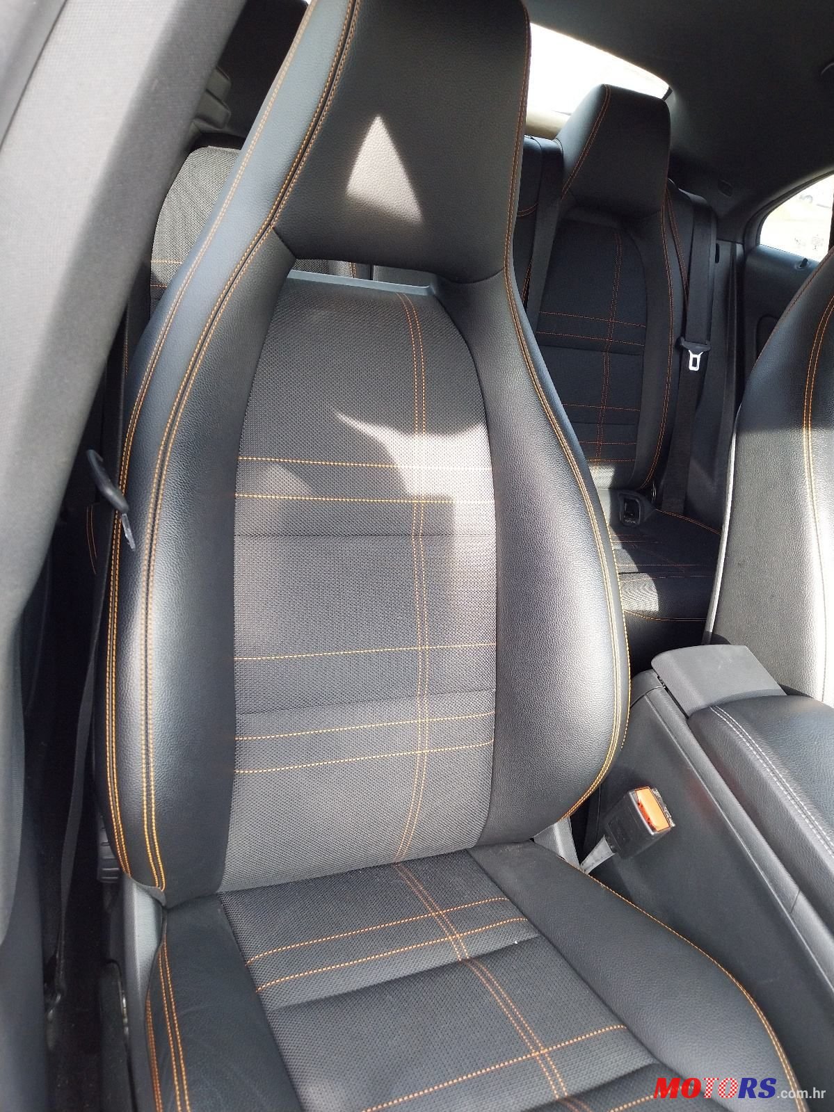 2015' Mercedes-Benz Cla Klasa 180 Cdi photo #3