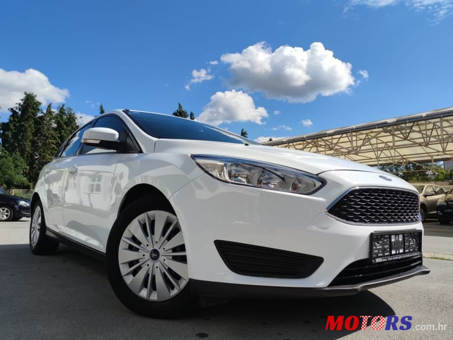 2017' Ford Focus 1,0 Gtdi photo #2