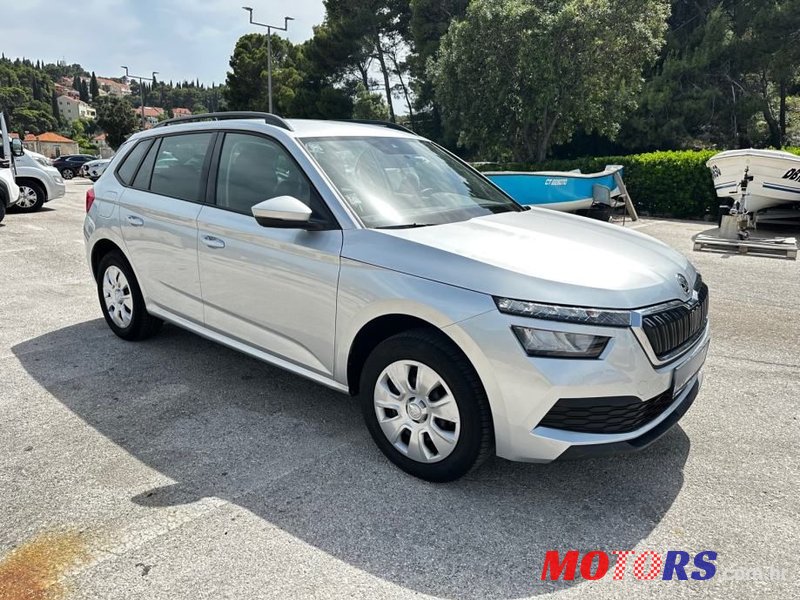 2020' Skoda Kamiq 1,0 Tsi photo #2