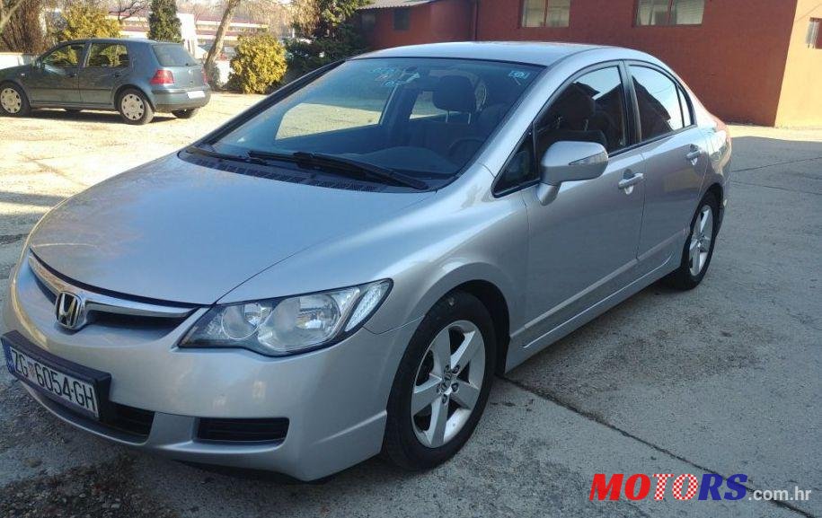 2008' Honda Civic 1.8I-Vtec photo #2