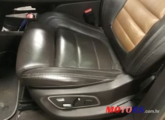 2015' Renault Espace Dci 160 Edc photo #5