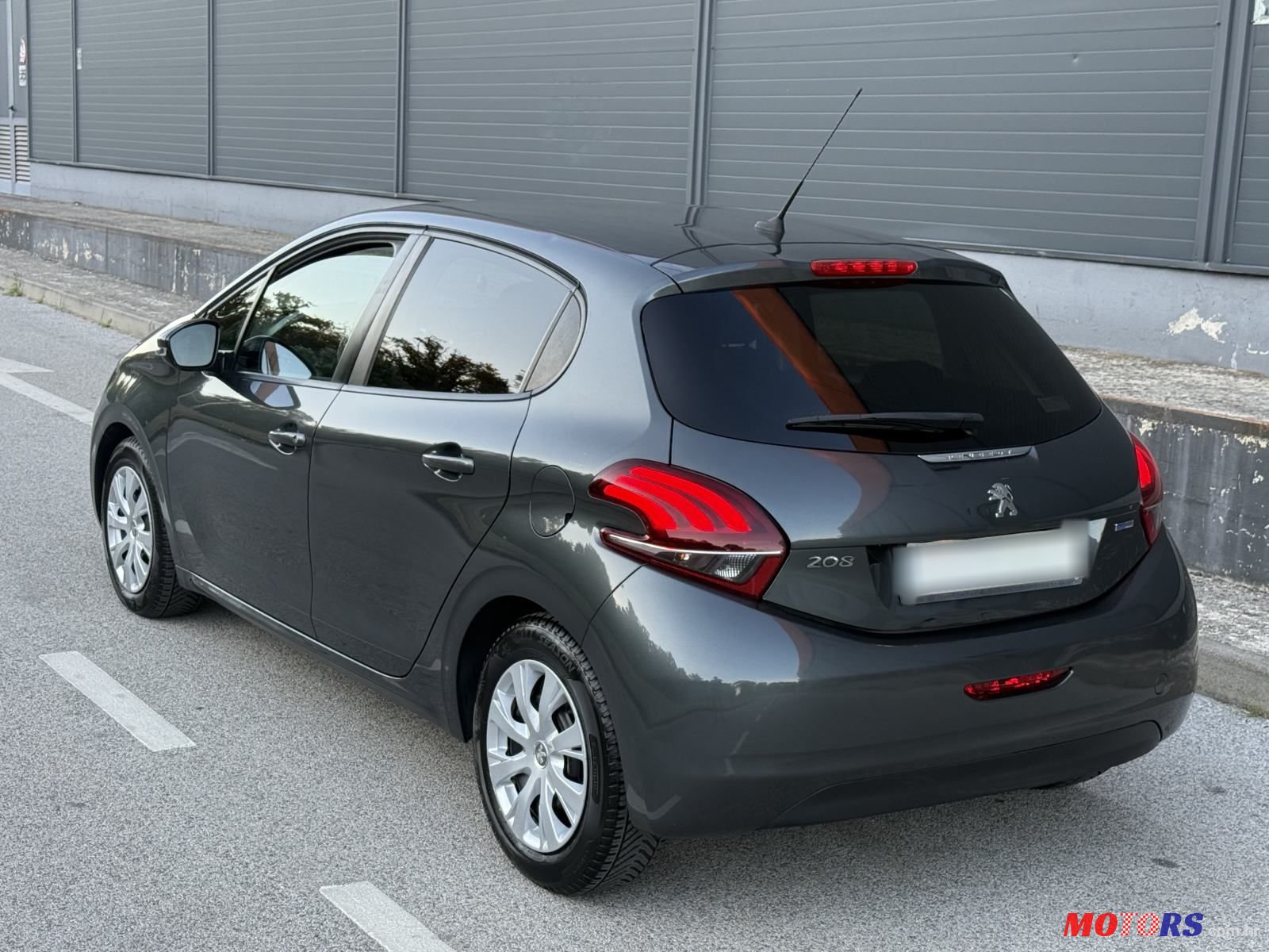 2017' Peugeot 208 1,2 Puretech photo #5