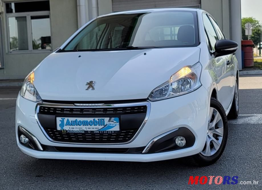2015' Peugeot 208 photo #1