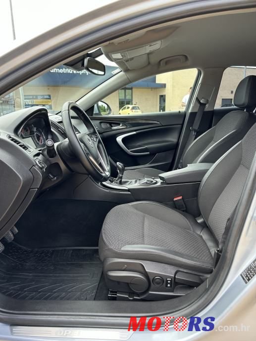 2013' Opel Insignia Sport photo #5