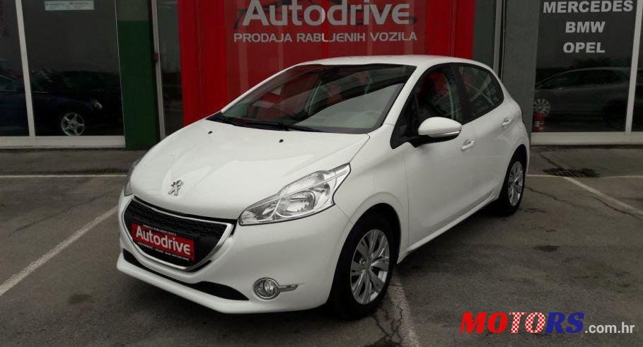 2014' Peugeot 208 1,4 Hdi photo #1