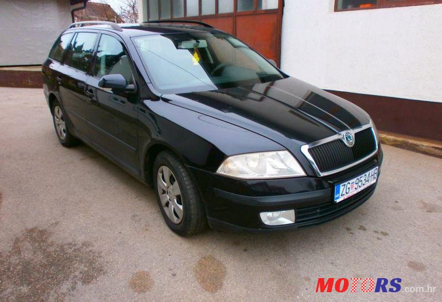 2009' Skoda Octavia Combi photo #1