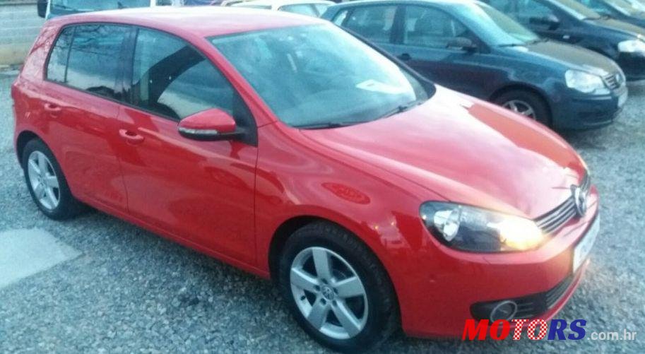 2011' Volkswagen Golf VI 1,6 Tdi photo #3
