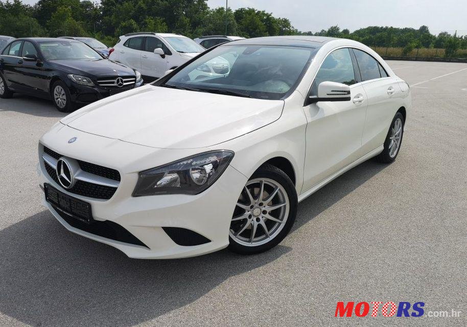 2014' Mercedes-Benz Cla Klasa 200 Cdi photo #1