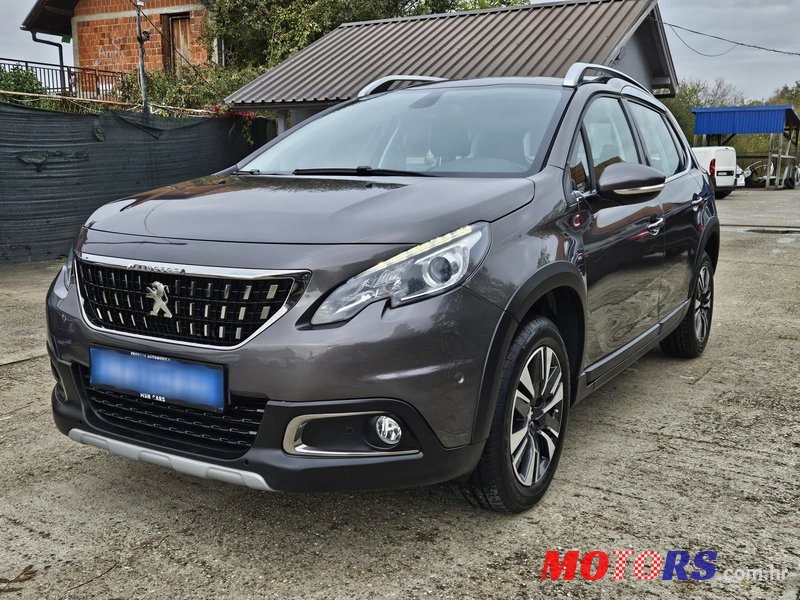 2018' Peugeot 2008 1,2 Puretech photo #3