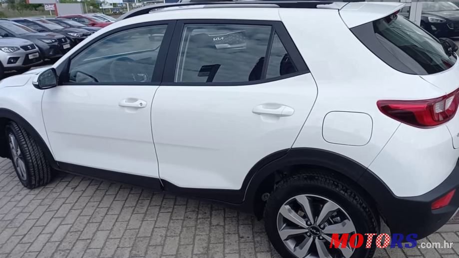 2023' Kia Stonic photo #6