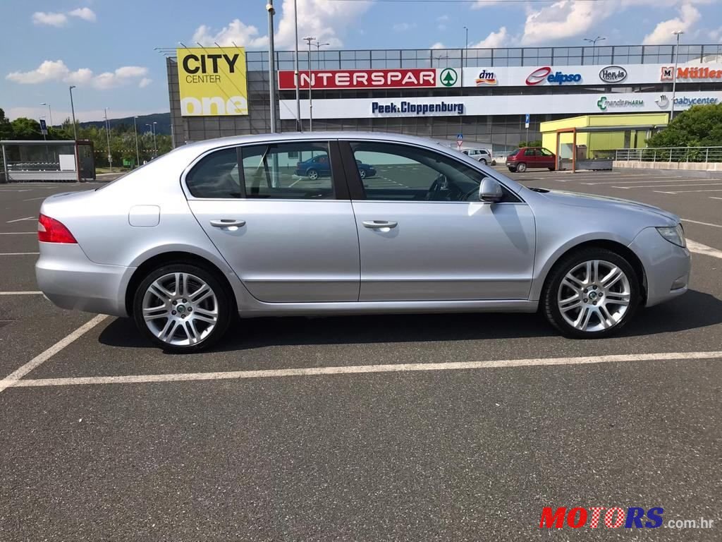 2012' Skoda Superb 2,0 Tdi photo #2