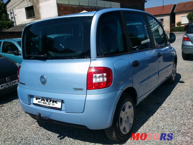 2006' Fiat Multipla photo #2