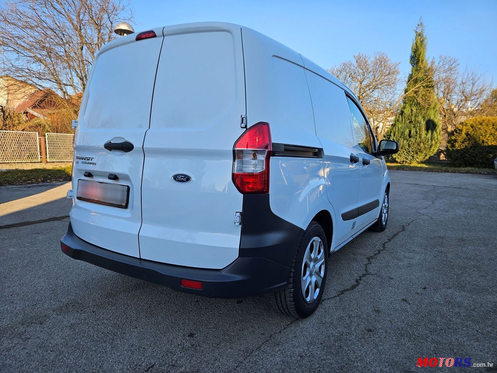 2019' Ford Transit Courier photo #3
