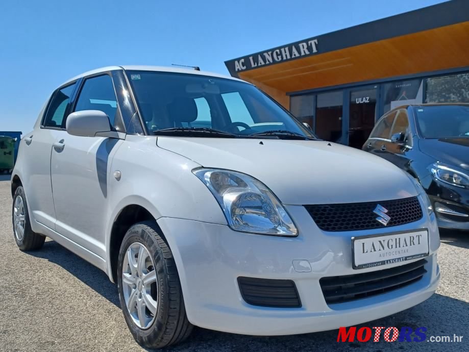 2010' Suzuki Swift 1,3 Glx photo #5