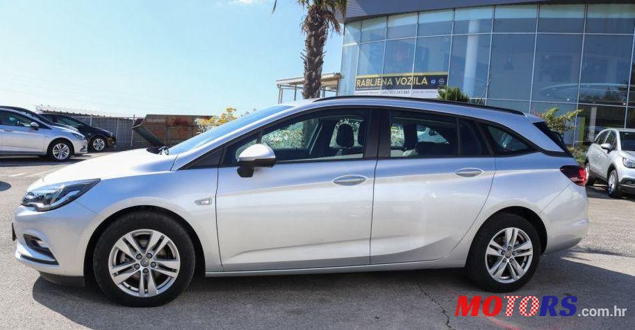 2019' Opel Astra Karavan 1.6 Dti photo #1