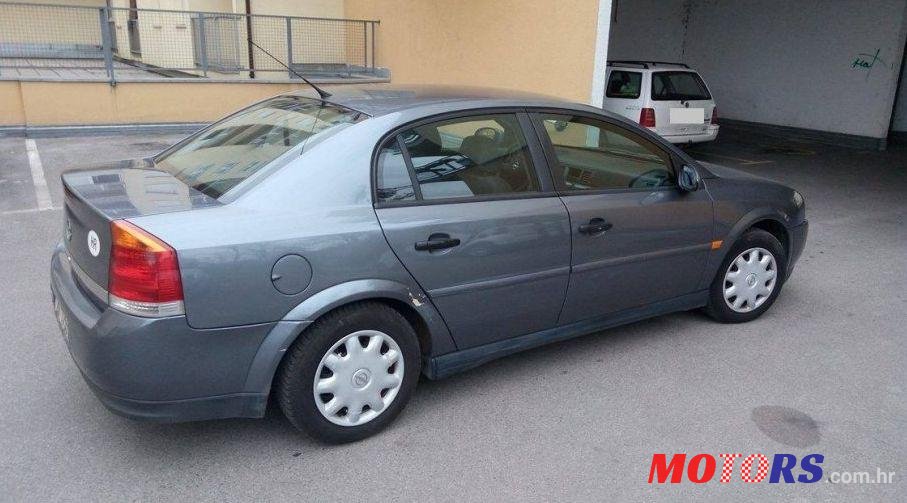 2005' Opel Vectra 1,9 Cdti photo #2