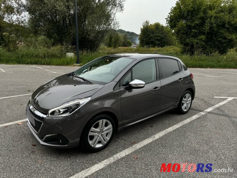 2019' Peugeot 208 1,2 Puretech photo #1