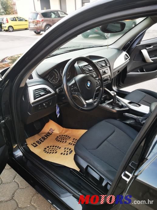 2012' BMW Serija 1 116D photo #6