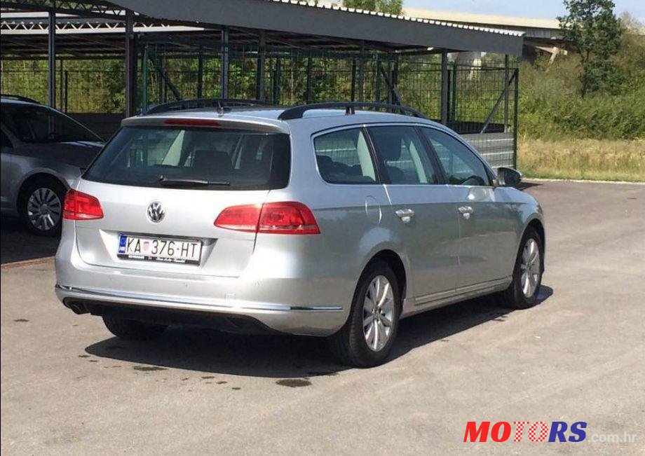 2014' Volkswagen Passat Variant photo #1