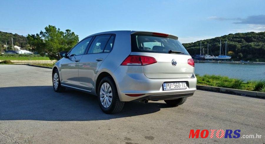 2012' Volkswagen Golf VII photo #2