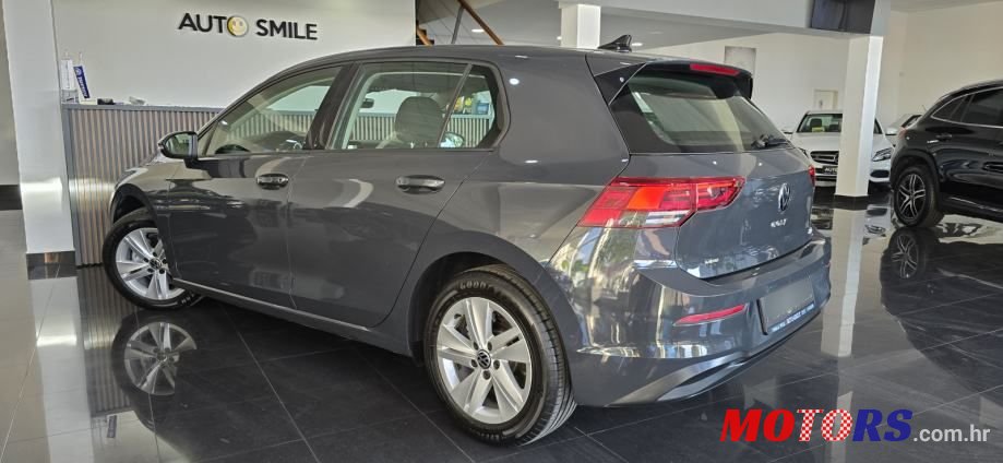 2020' Volkswagen Golf VIII 1,0 Etsi photo #4