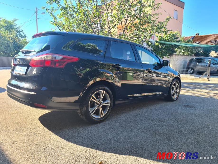 2014' Ford Focus Karavan photo #4