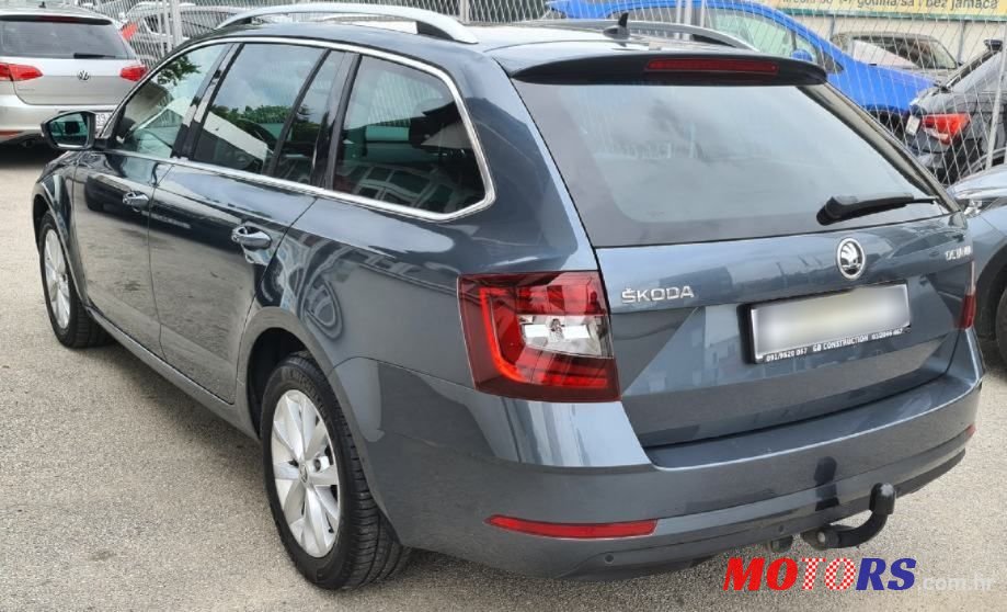 2019' Skoda Octavia Combi photo #4