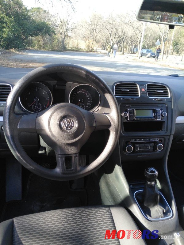 2010' Volkswagen Golf VI 1.6 TDI, 105 KS photo #3