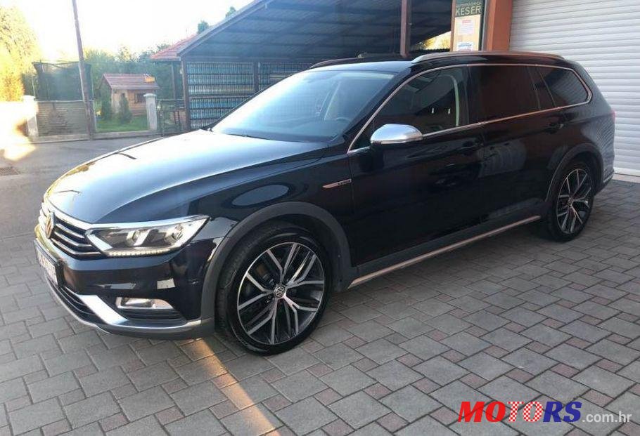 2016' Volkswagen Passat Variant 2,0 Tdi Bmt photo #1