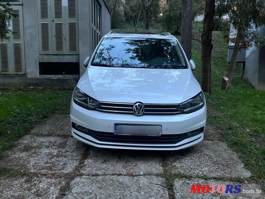 2017' Volkswagen Touran 1,6 Tdi photo #4